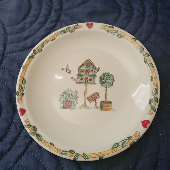 Thomson Pottery Birdhouse Bread Plates 6 3/8 Birds Red Hearts Blue Jay  set of 5 - Picture 1 of 5